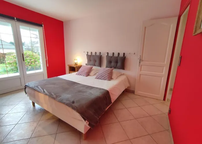 Holiday home Gite Gites De France - La Villa Nointot